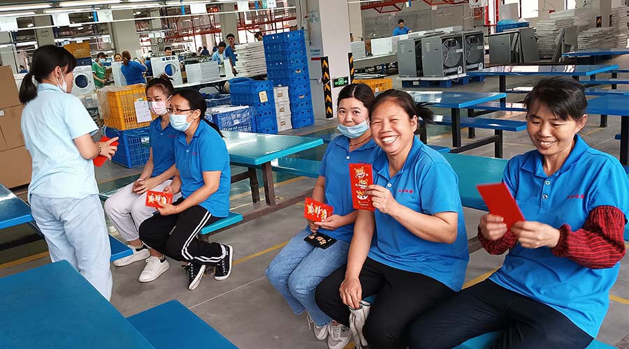 傳遞溫暖 分享快樂(lè )！金環(huán)電器給員工送上生日祝福